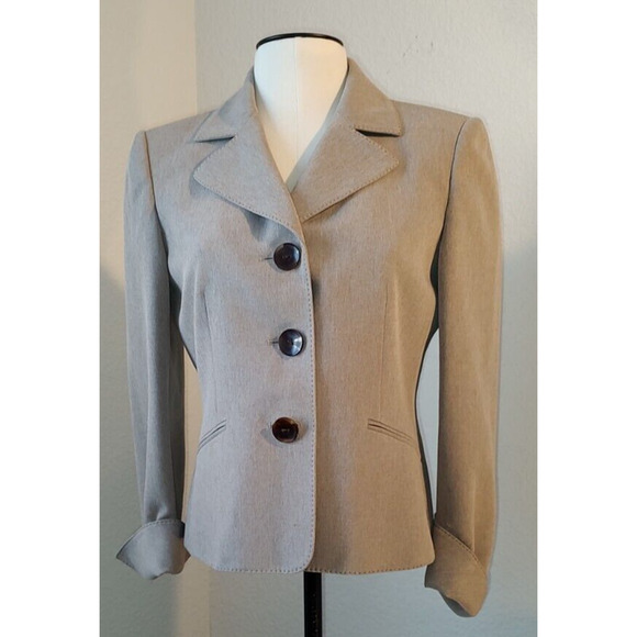 Kasper Woman's Brown Suit Jacket ONLY Size 8 Shoulder Pads Lined Classic Simple - Picture 1 of 10